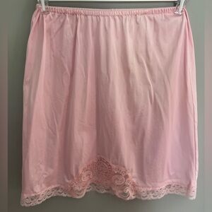 Kayser Pink Lace Trim Slip Skirt M Short